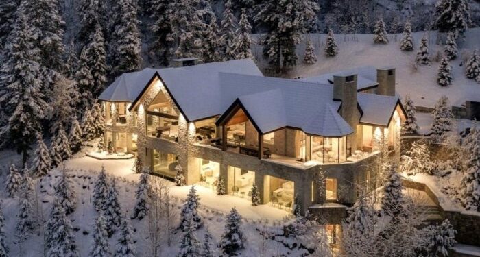 The most stunning mountain homes: luxury alpine chalets and ski ...